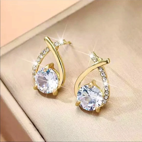 💙Exquisite Shiny Gold Plated Drop Earrings - Picture 2 of 5